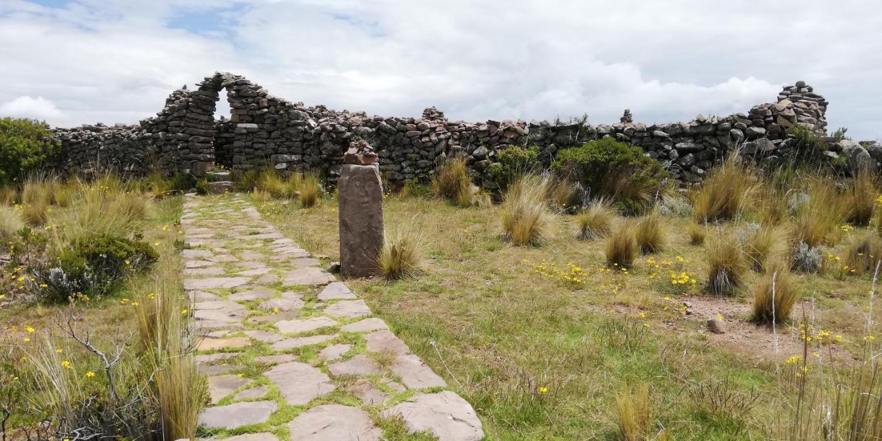 Taquile Hospedaje Mario Huillanopampa Exterior foto